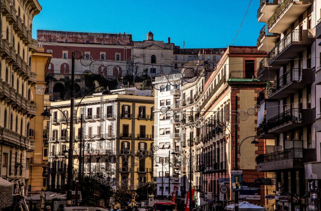 Well Come - Lungomare Santa Lucia Hotel Naples Exterior photo